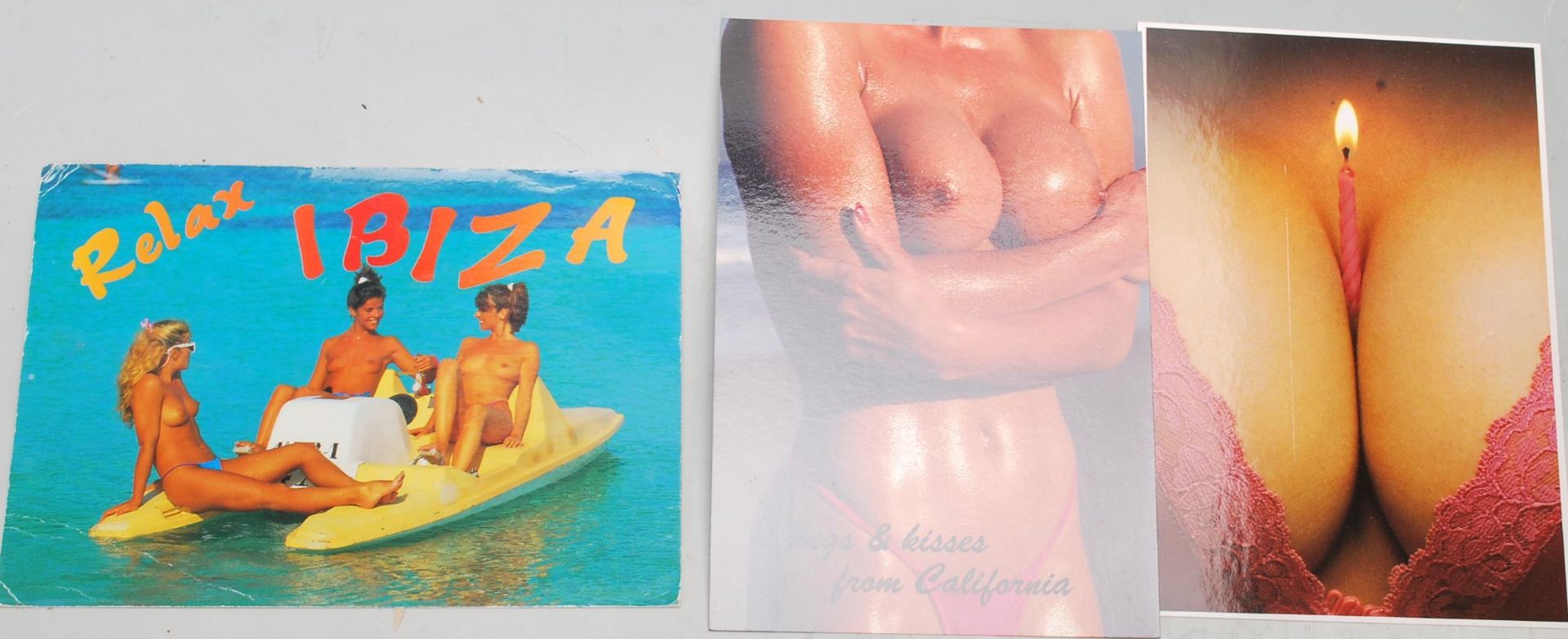 Erotic / Pornographic postcards - a collection of x55. Modern collection of semi-naked, nude, and - Bild 3 aus 28
