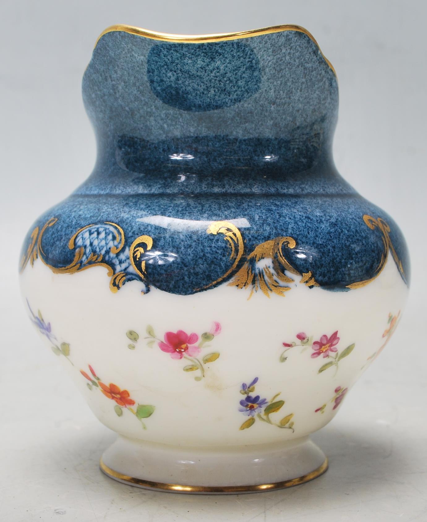 A good 20th century Royal Worcester tea service / part tea service for twelve persons comprising - Image 7 of 17