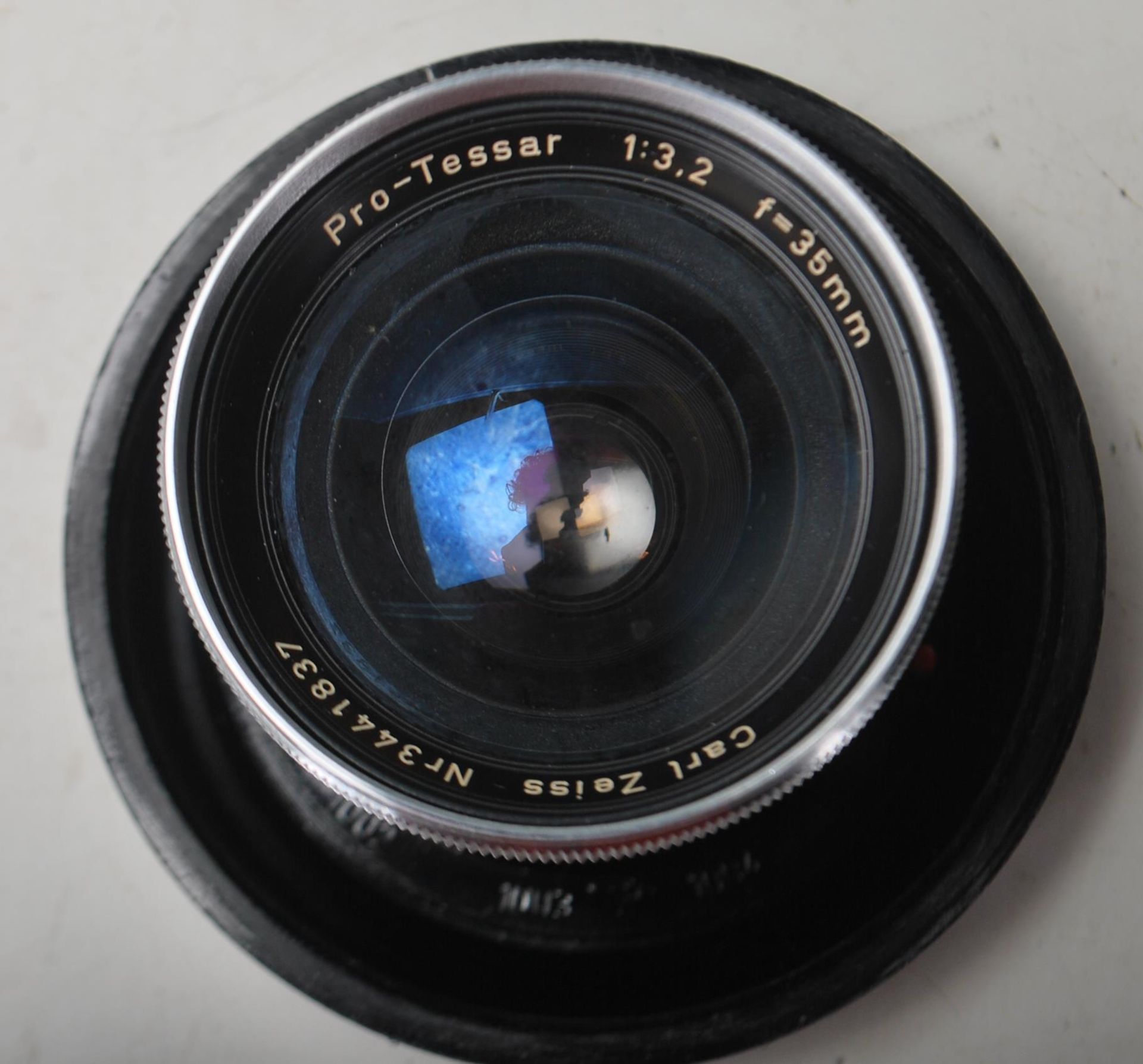 A vintage German Voigtländer camera along with spare lenses to include Nikkor S C auto 1:1.4 f= - Bild 10 aus 14
