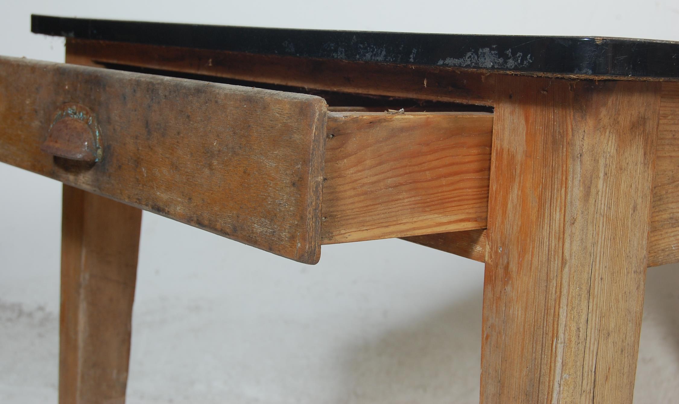 A retro early 20th century country pine refectory dining table with later mid century formica - Image 2 of 7
