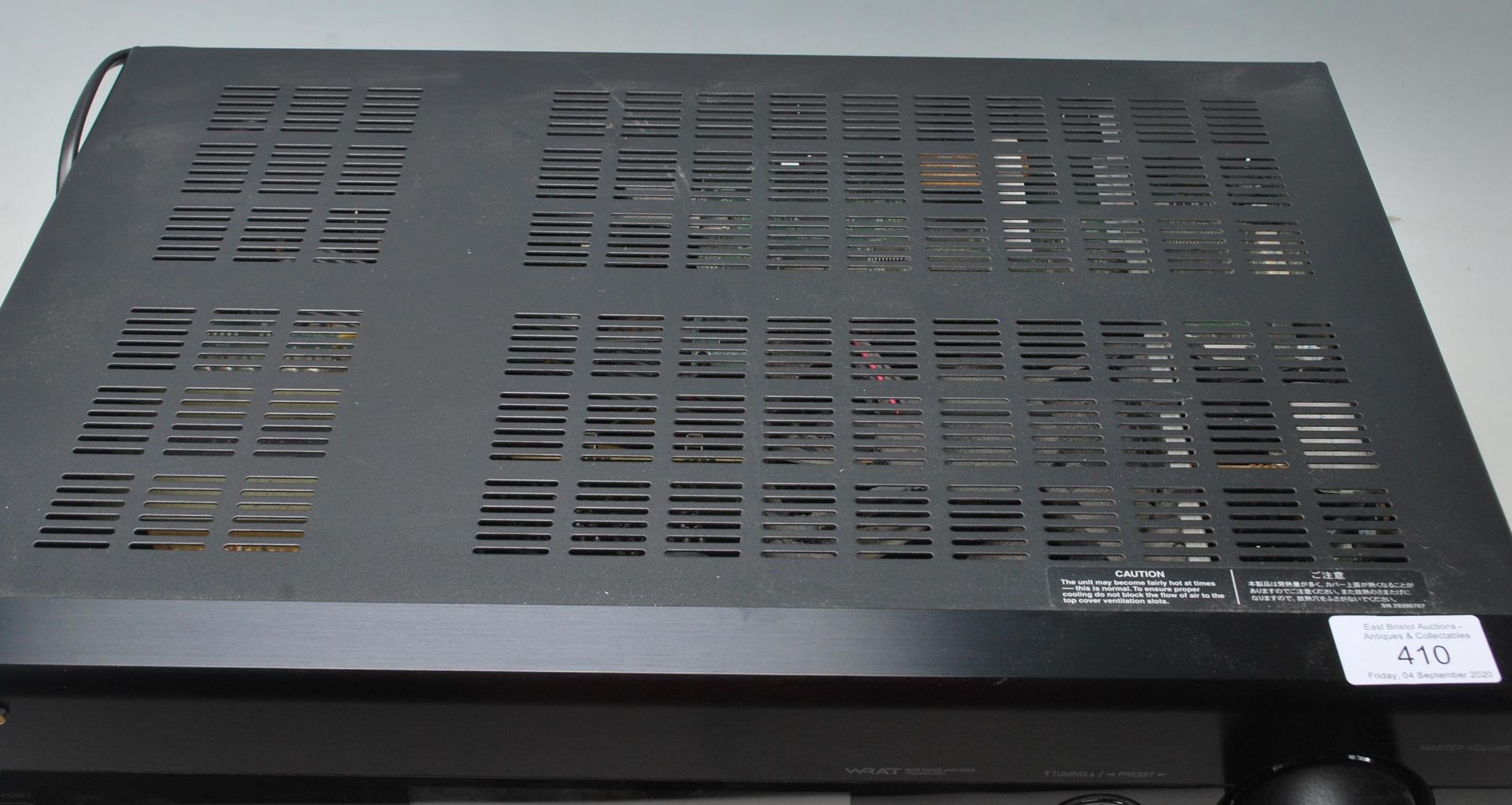 An Onkyo TX-SR608 AV receiver processor in black gloss having 6 HDMI sockets, 7.2 channels, 3D ready - Bild 5 aus 6