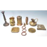 A COLLECTION OF EARLY 20TH CENTURY BRASS ITEMS