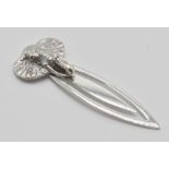 A sterling silver bookmark with elephant head decoration to the finial. Measures: 5cm long, 4.50g