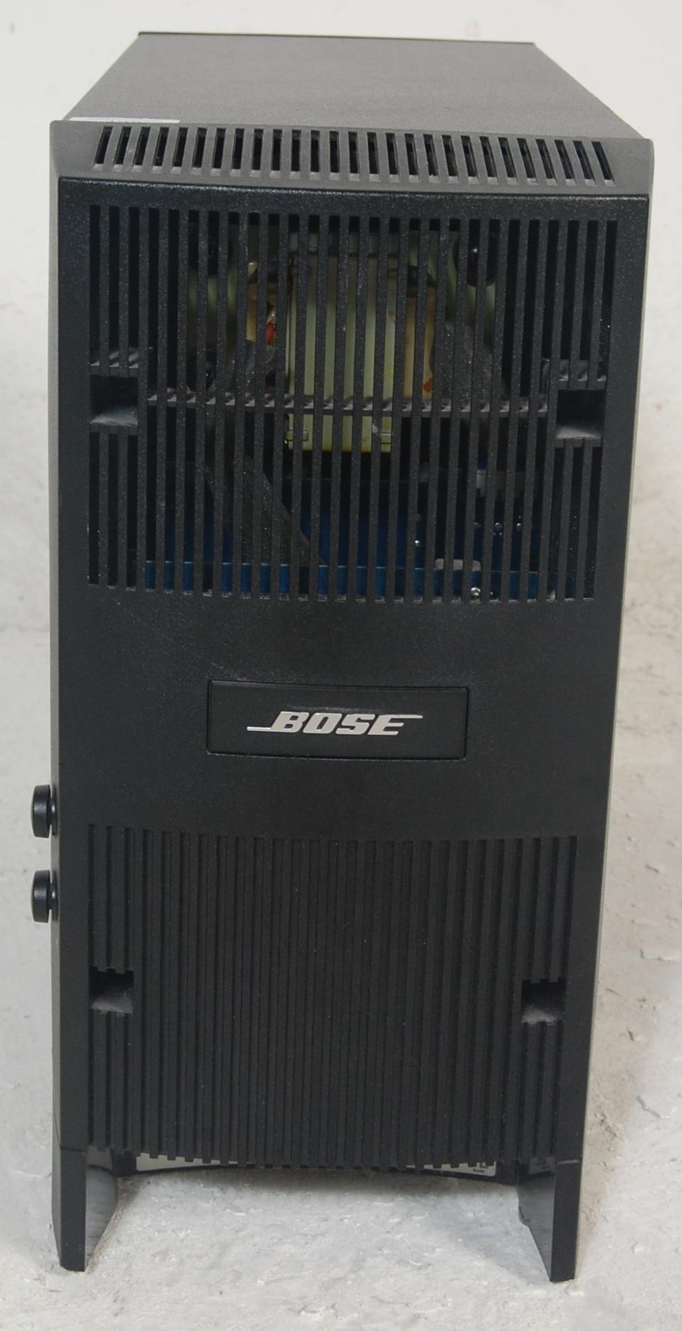 BOSE home cinema 5.1 system with sub woofer and five cube speakers. This system is powered ( - Bild 17 aus 18