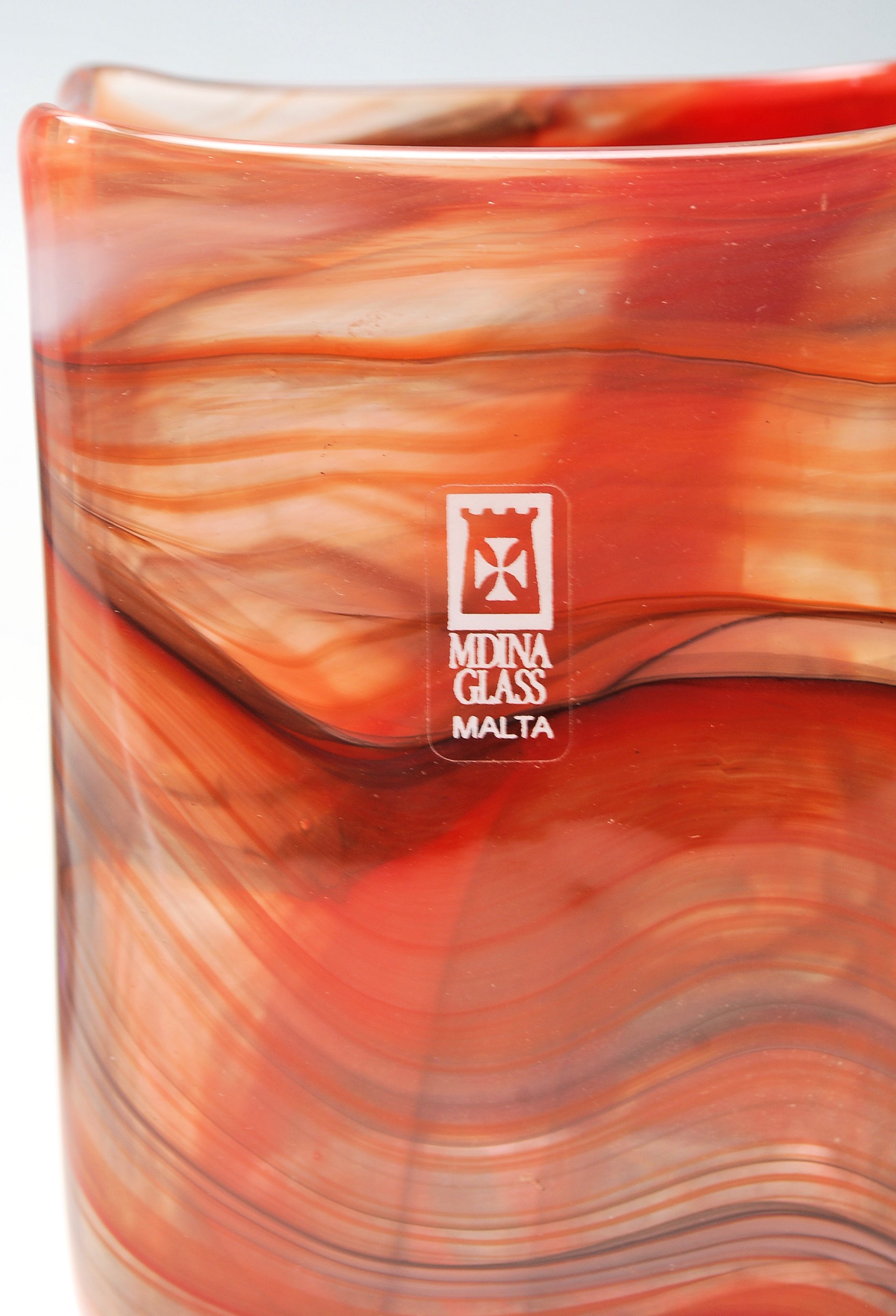 MALTESE AND SCOTTISH STUDIO GLASS - Image 4 of 6