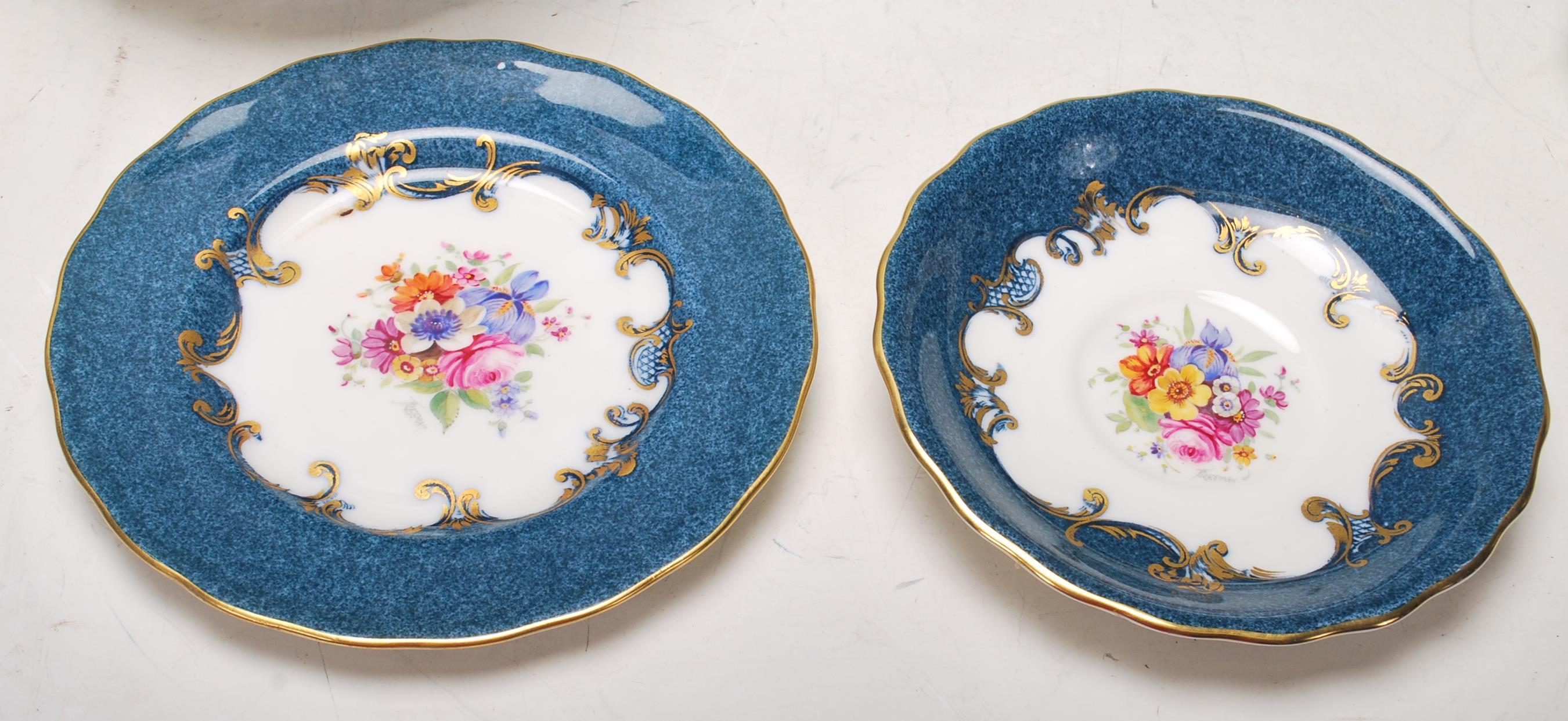 A good 20th century Royal Worcester tea service / part tea service for twelve persons comprising - Image 2 of 17