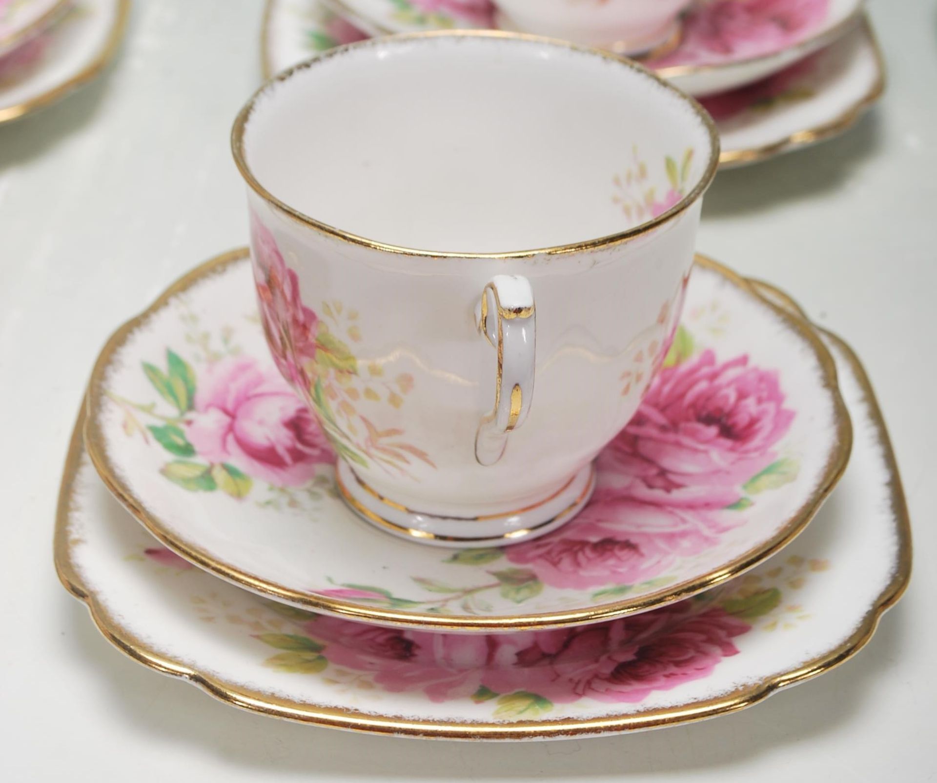 ROYAL ALBERT AMERICAN BEAUTY TEA SERVICE - Bild 3 aus 10