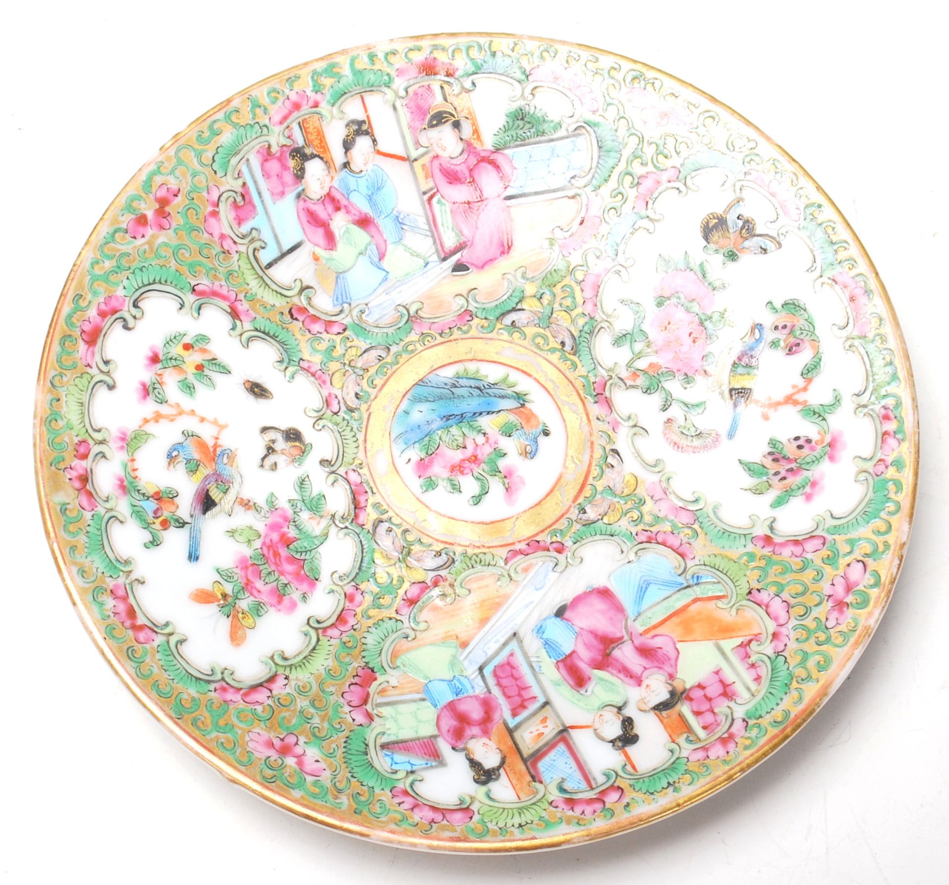 A group of Chinese ceramics to include an early 20th Century Canton dish of round form being - Bild 5 aus 11