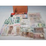 A collection of 20th Century world bank notes to include various Chinese late 20th Century notes;