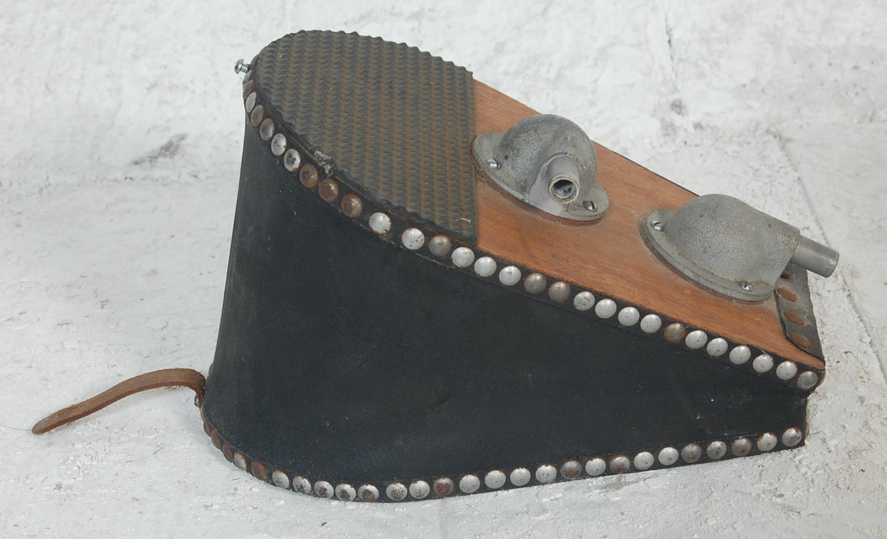 A collection of three 20th century antique foot ac - Image 3 of 9