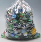 VINTAGE RETRO QUANTITY OF MARBLES