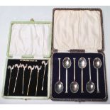 CASED VINTAGE SILVER COCKEREL PICKS AND EPNS TEA SPOON