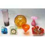 A LARGE QUANTITY OF VINTAGE RETRO STUDIO ART GLASS.