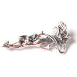 A STAMPED 925 SILVER FIGURAL ART NOUVEAU STYLE BROOCH IN THE FORM OF A FEMALE.