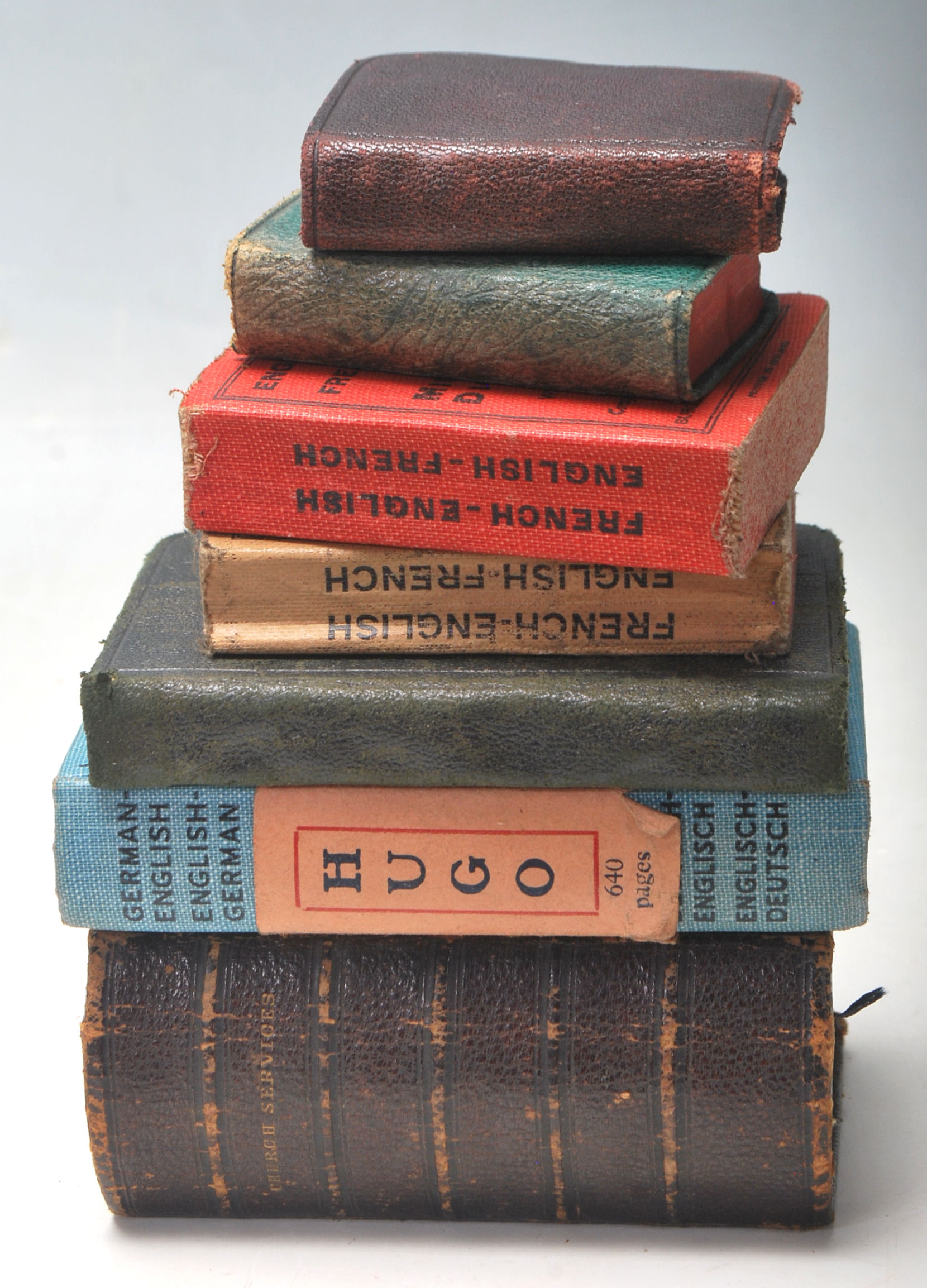 A COLLECTION OF MINIATURE DICTIONARY