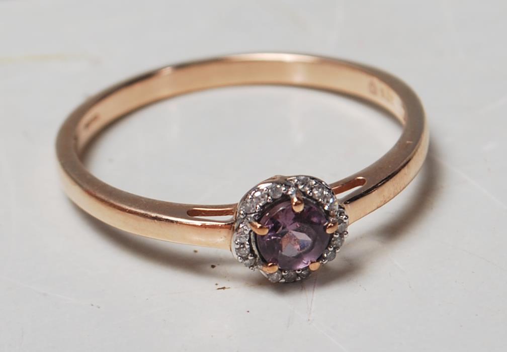 A pair of Gemporia hallmarked 9ct gold rings. A 9k rose gold ring with 0.340 Mahenge Pink Spinel and - Image 2 of 5