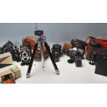 A large collection of vintage cameras and accessories to include Minolta Autocord - Chyoko Rokkor