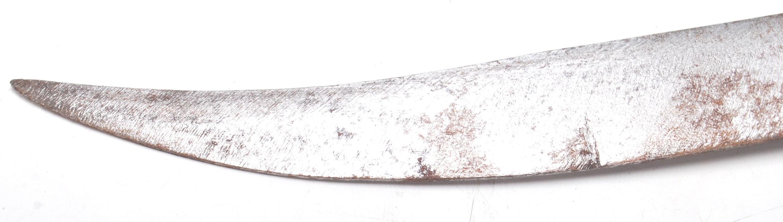 An antique 20th century  Arabian / Middle Easten Koummya Jambiya dagger having bone handle with - Image 4 of 4