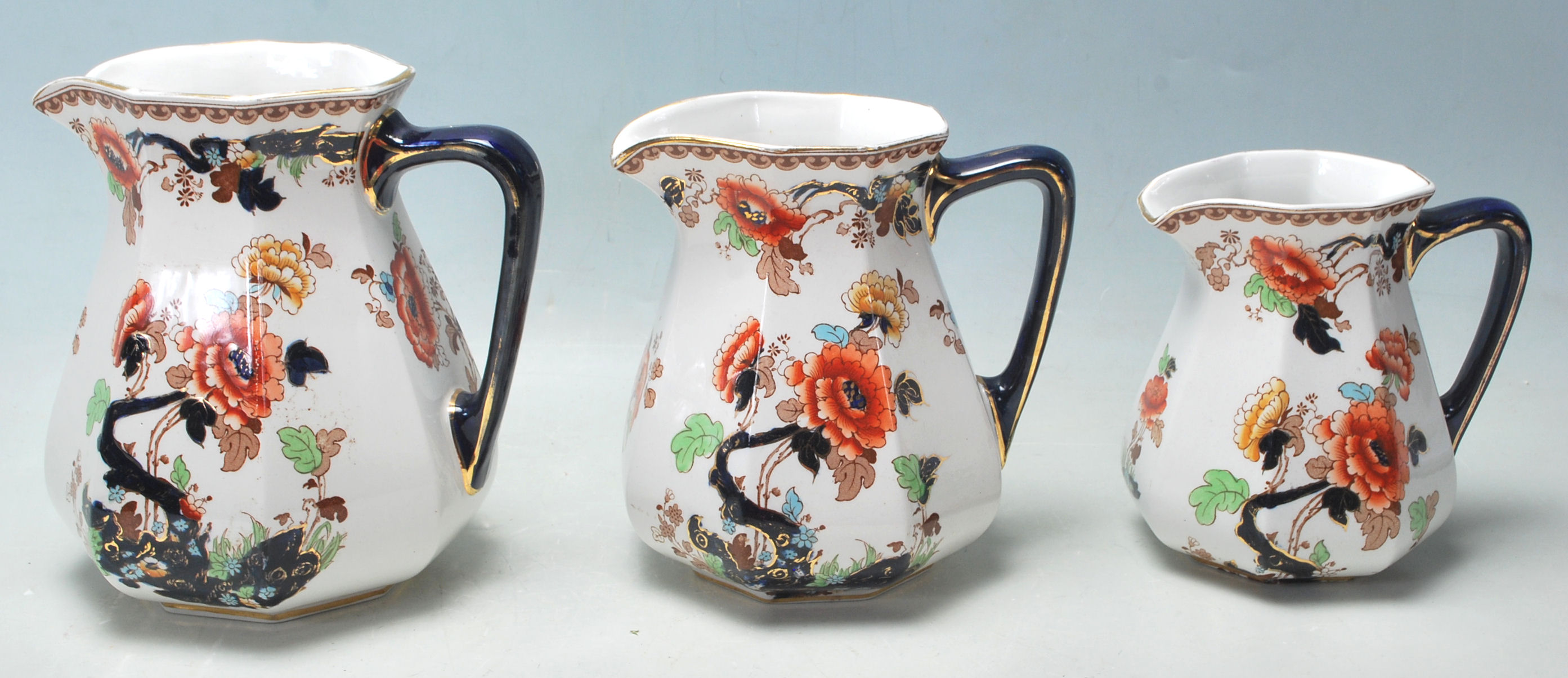 THREE GRADUATING VICTORIAN LOSOL WARE JUGS - Image 2 of 5