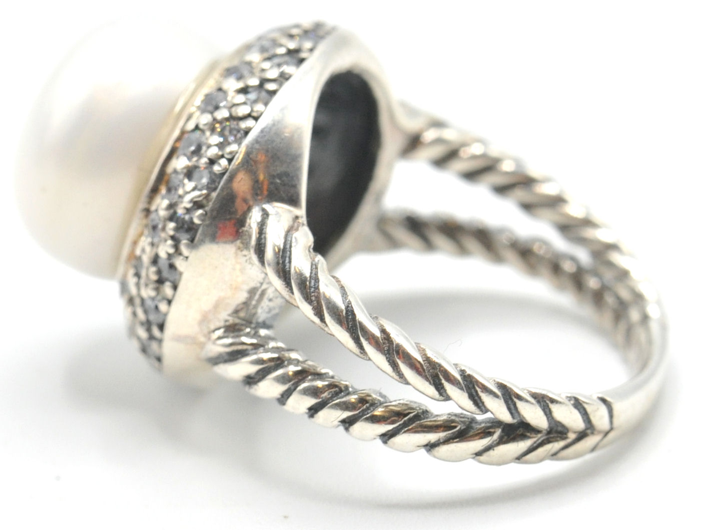 A STAMPED 925 SILVER FRESHWATER PEARL RING SET WITH CUBIC ZIRCONIA - Image 3 of 6