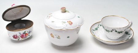 COLLECTION OF VICTORIAN PORCELAIN