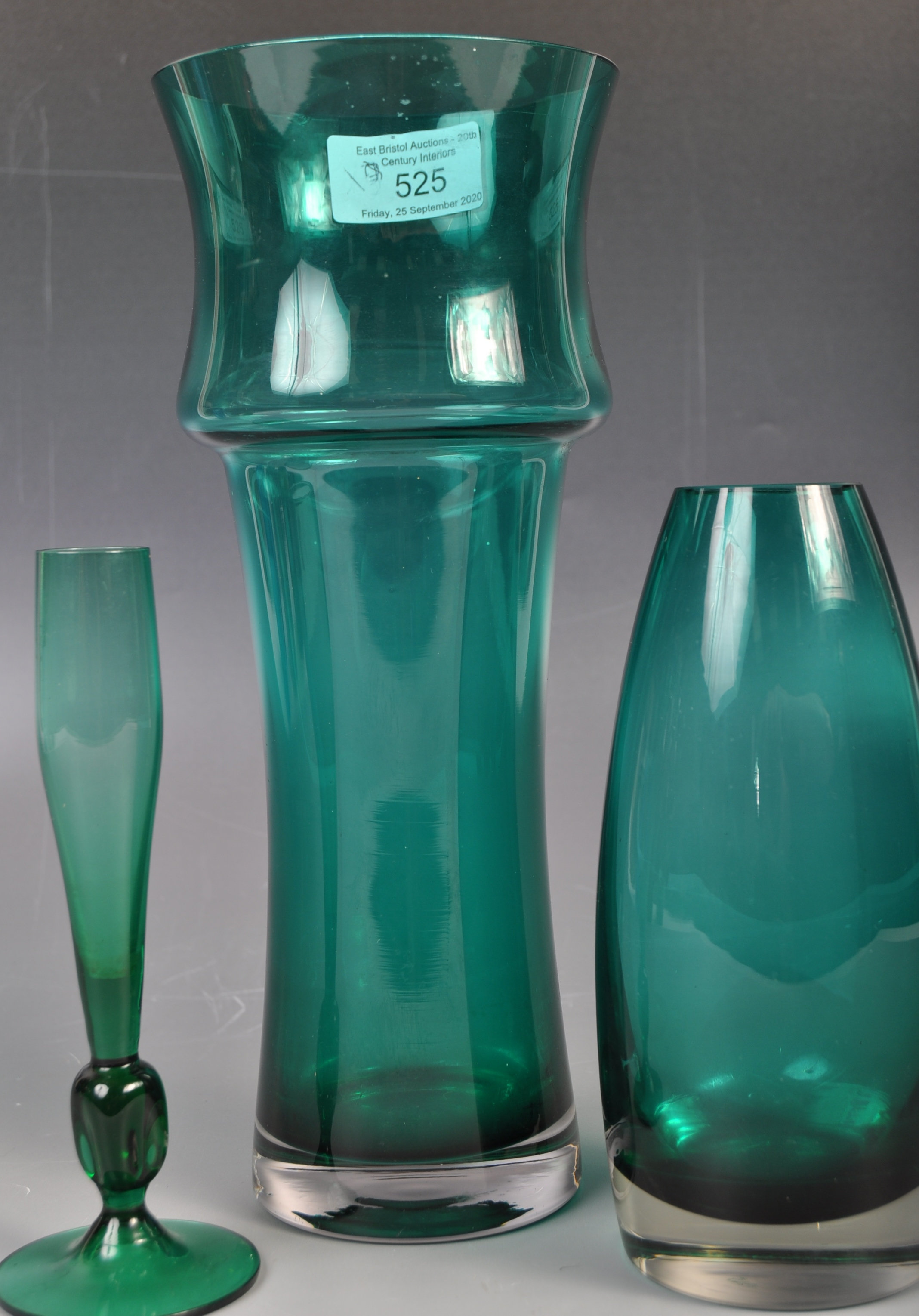 COLLECTION OF LASI OY RIIHIMAKI GLASS IN GREEN - Image 3 of 7