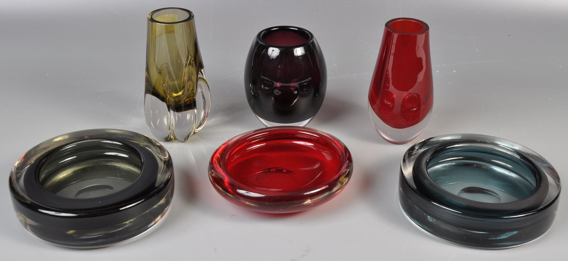 GREAT COLLECTION OF WHITEFRIARS STUDIO ART GLASS