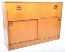 SUPERB DANISH INFLUENCE TEAK WOOD COCKTAIL CABINET / SIDEBOARD