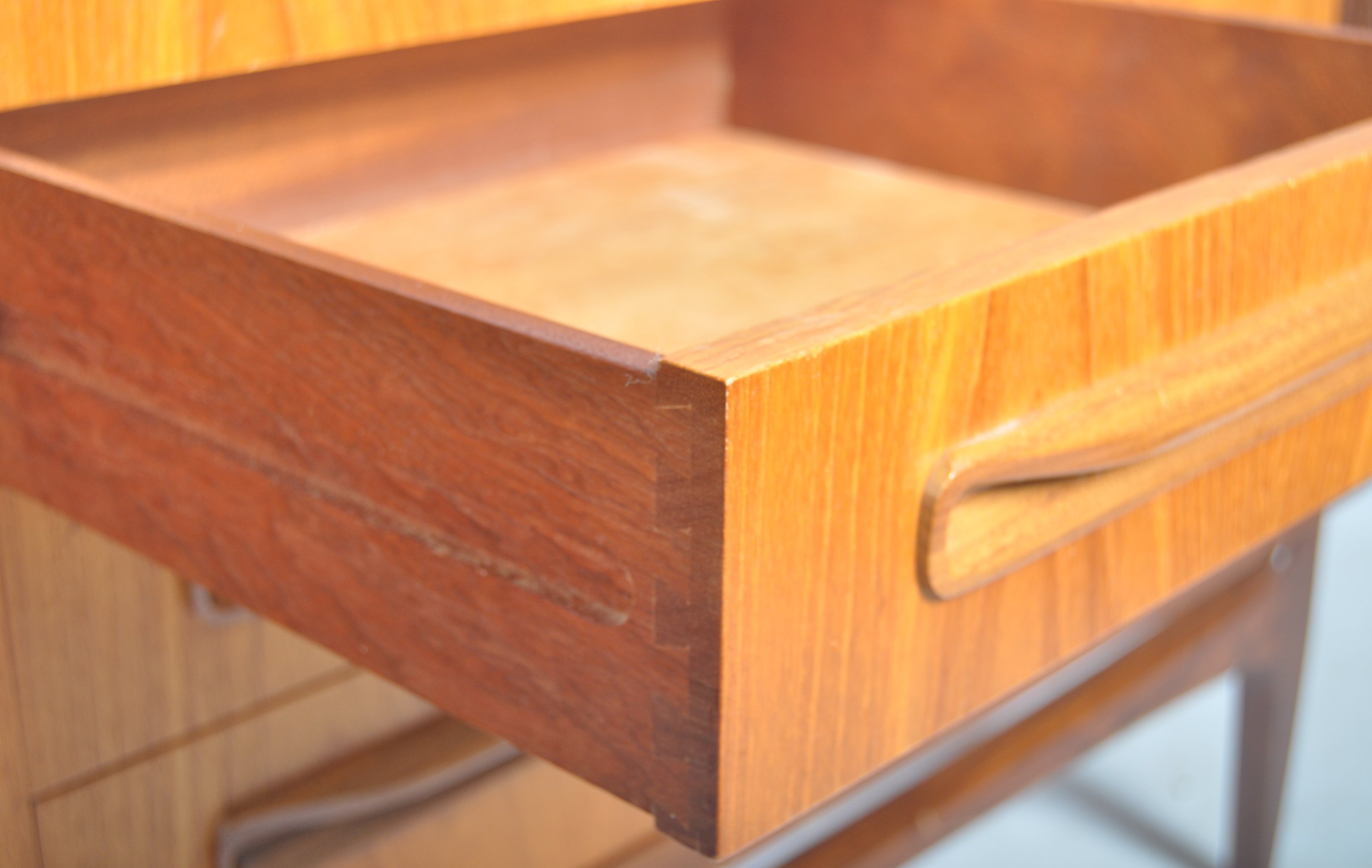 ORIGINAL G PLAN TEAK WOOD FRESCO RANGE SIDEBOARD CREDENZA - Image 6 of 9