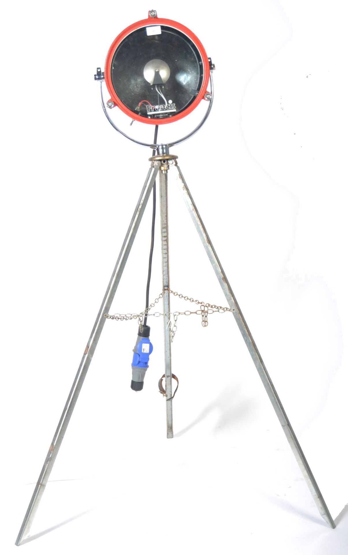 FRANCIS SEARCHLIGHT SPOT LAMP LIGHT RAISED ON A METAL TRIPOD STAND