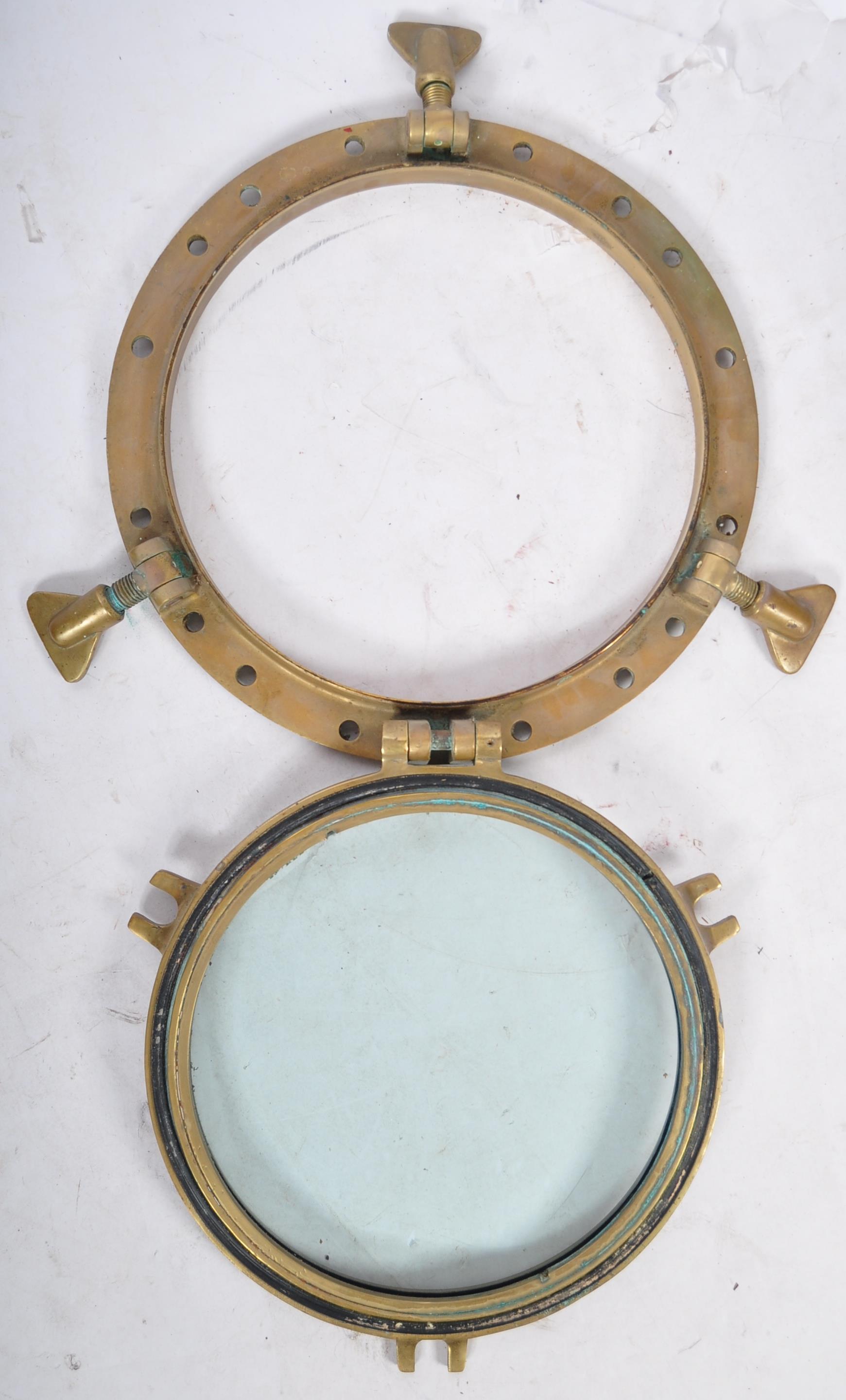 ORIGINAL LARGE BRASS FRAMED SHIPS PORTHOLE WINDOW - Image 2 of 4