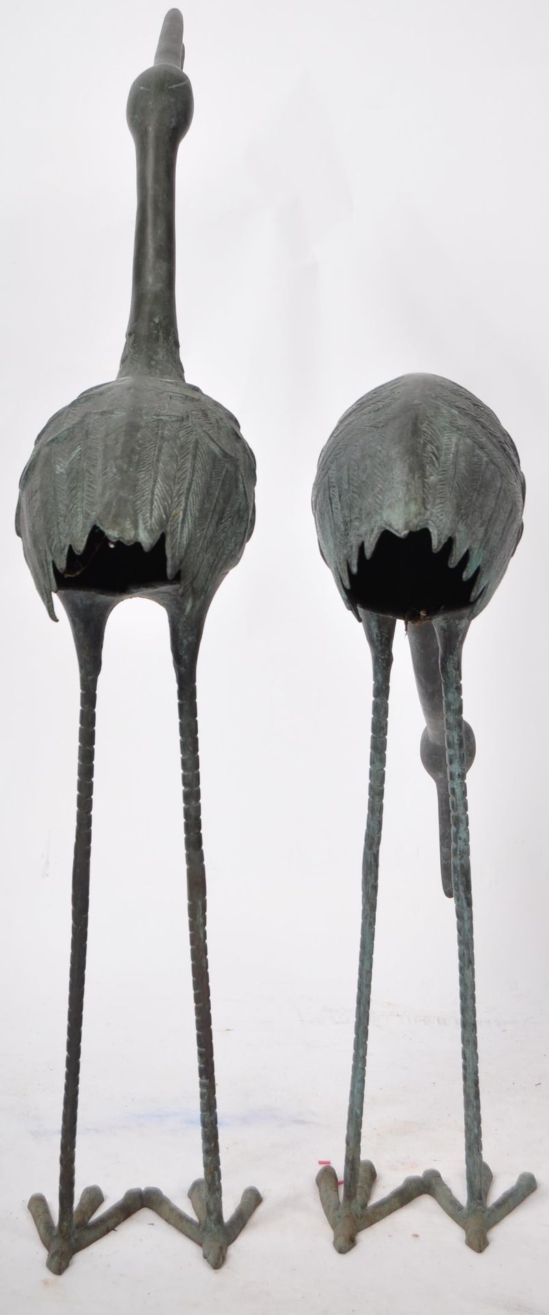 FANTASTIC PAIR OF WEATHERED BRONZE STORKS - Bild 4 aus 7