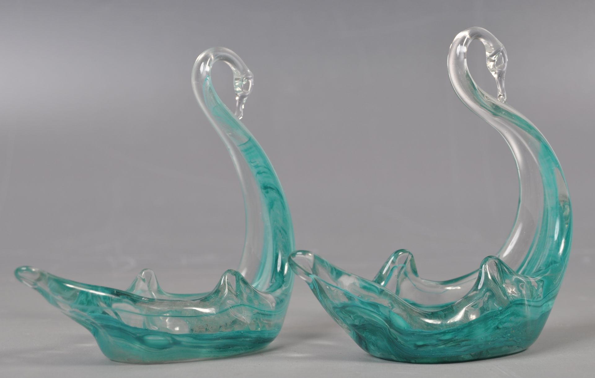 PAIR OF RETRO TURQUOISE GLASS TABLE SALTS / TRINKET DISHES IN THE FORMS OF SWANS - Image 2 of 4