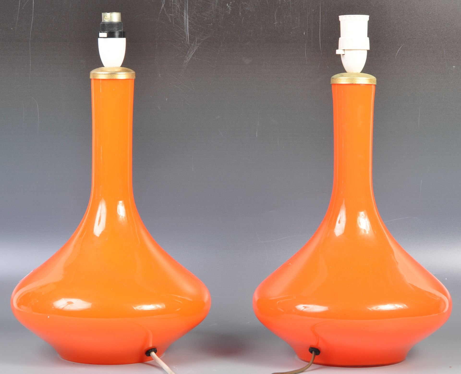 RARE PAIR OF BANG HOLMEGAARD ORANGE DANISH GLASS TABLE LAMPS - Bild 4 aus 7