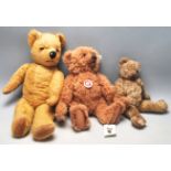 THREE RETRO 20TH CENTURY STUFFED TEDDY BEARS - SOFT TOYS