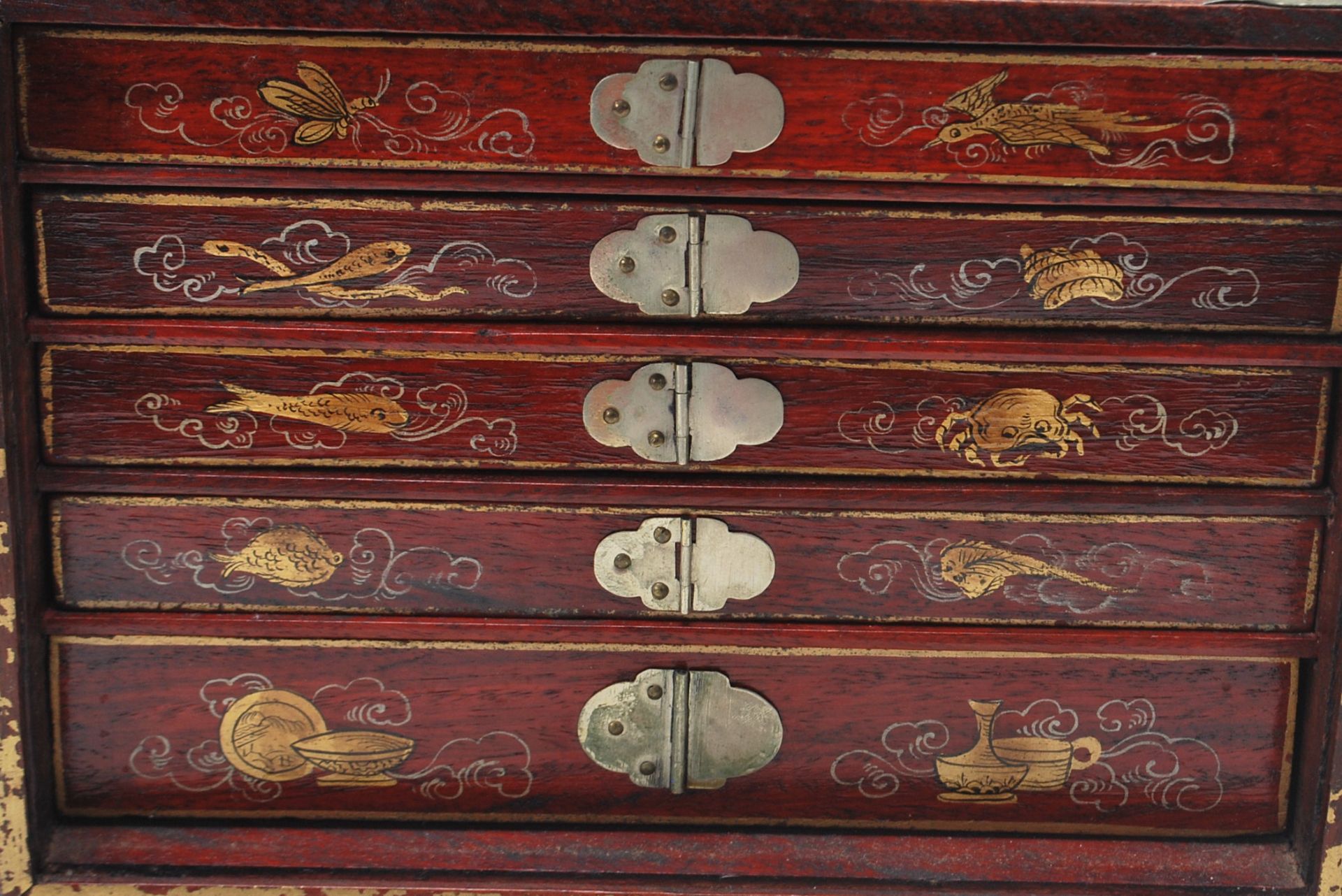 CHINESE ORIENTAL MAHJONG SET WITHIN PAINTED WOODEN CASE - Bild 2 aus 9