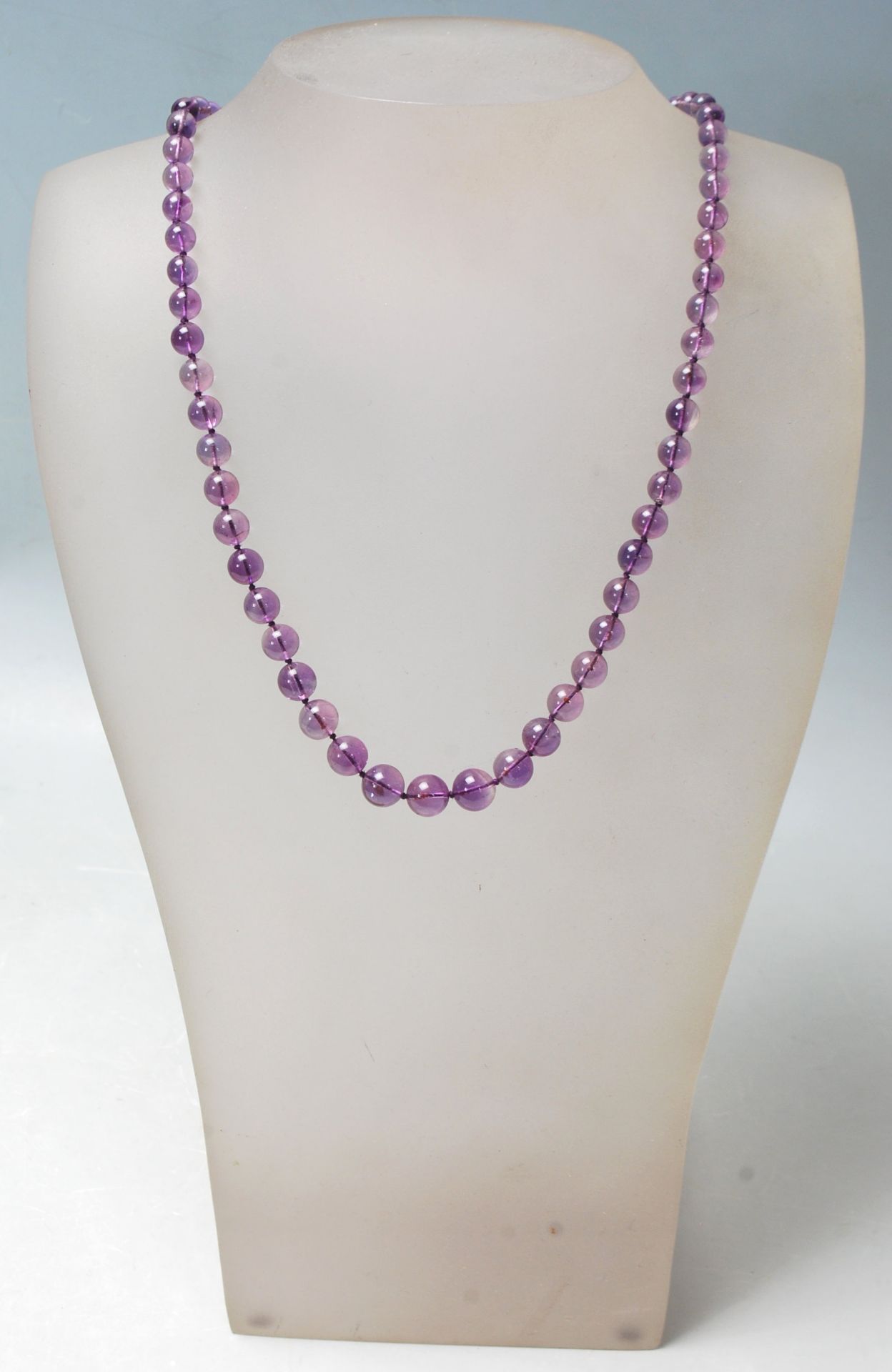 EDWARDIAN AMETHYST BEADED NECKLACE WITH DIAMOND CLASP - Bild 8 aus 8