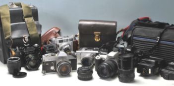 A COLLECTION OF RETRO 35MM CAMERAS AND ACCESSORIES