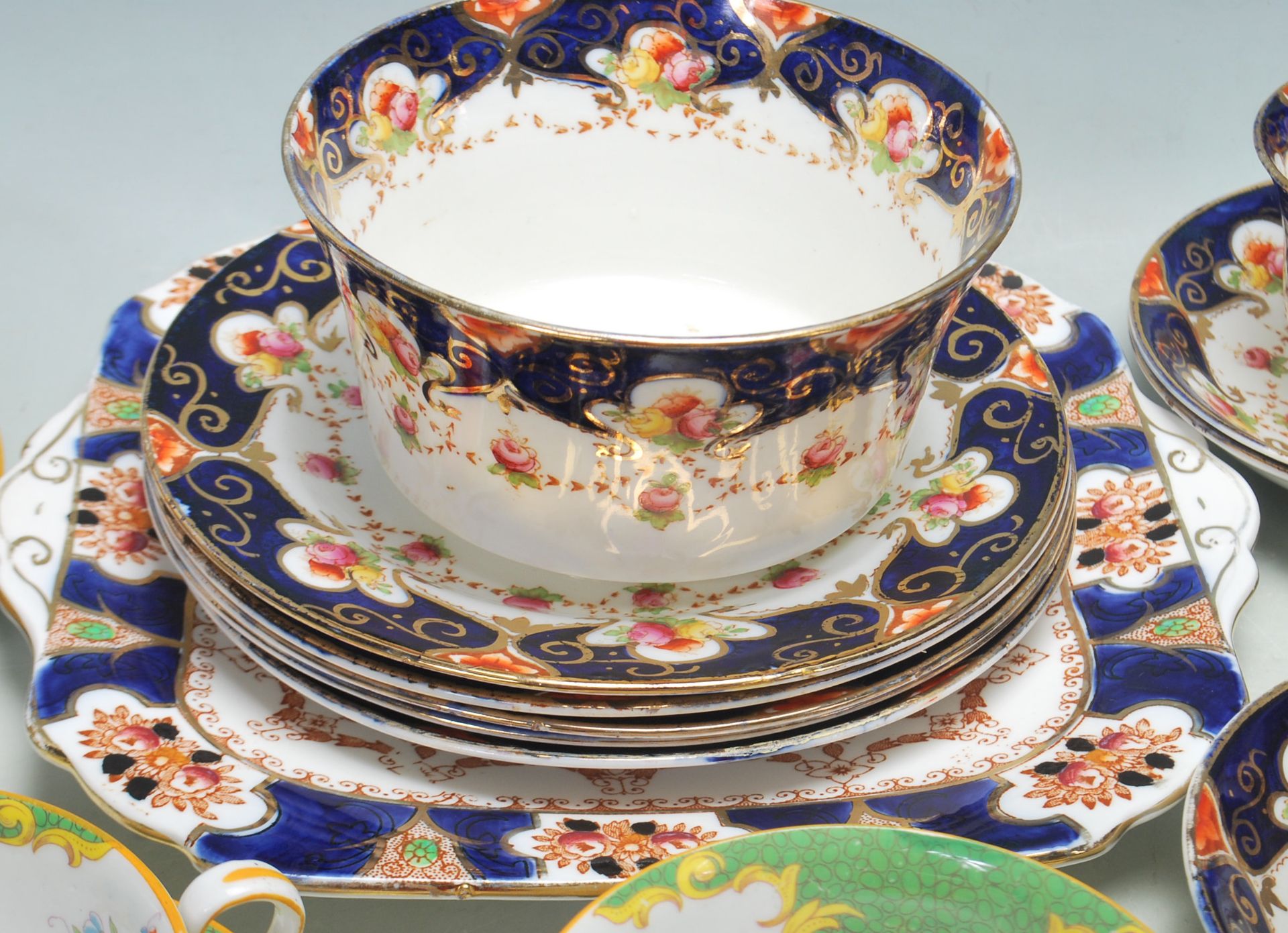 ENGLISH FINE BONE CHINA TEA SET / SERVICE GROSVENOR CHINA - YE OLD ENGLAND - ROYAL ALBION - Bild 10 aus 12