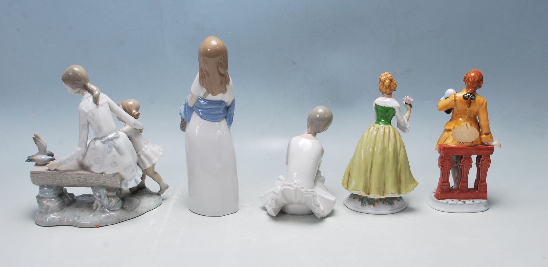 COLLECTION OF LATE 20TH CENTURY CERAMIC FIGURINES BY NAO, MARCO GINERO ETC - Bild 3 aus 10