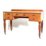 VICTORIAN 19TH CENTURY MAHOGANY WRITING TABLE KNEEHOLE DESK