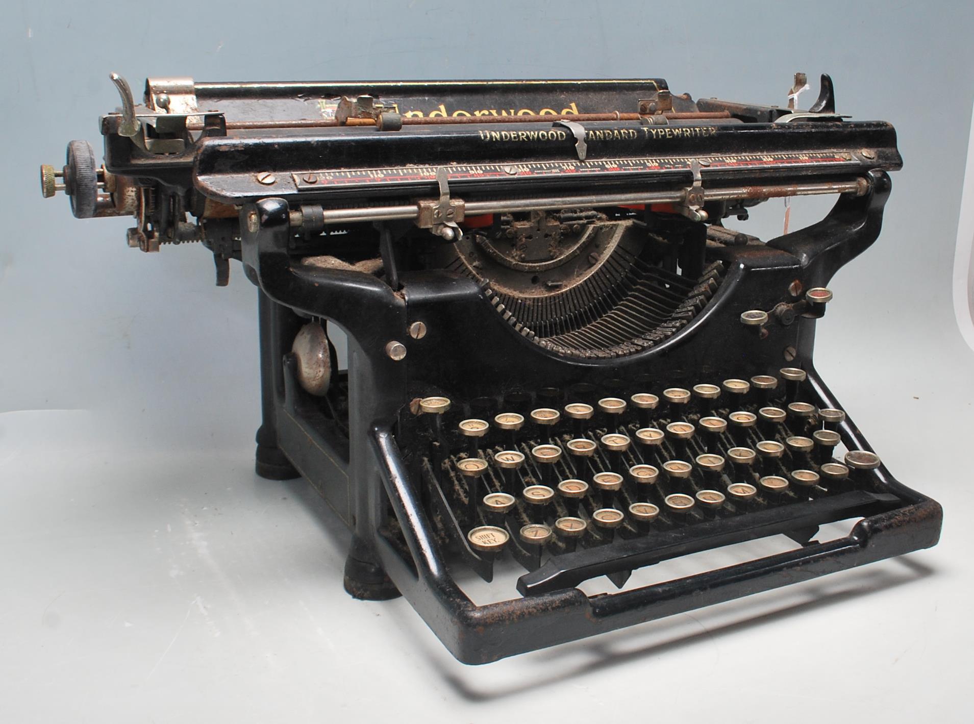 VINTAGE INDUSTRIAL ORIGINAL UNDERWOOD STANDARD TYPEWRITER