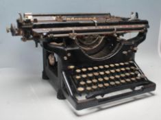 VINTAGE INDUSTRIAL ORIGINAL UNDERWOOD STANDARD TYPEWRITER