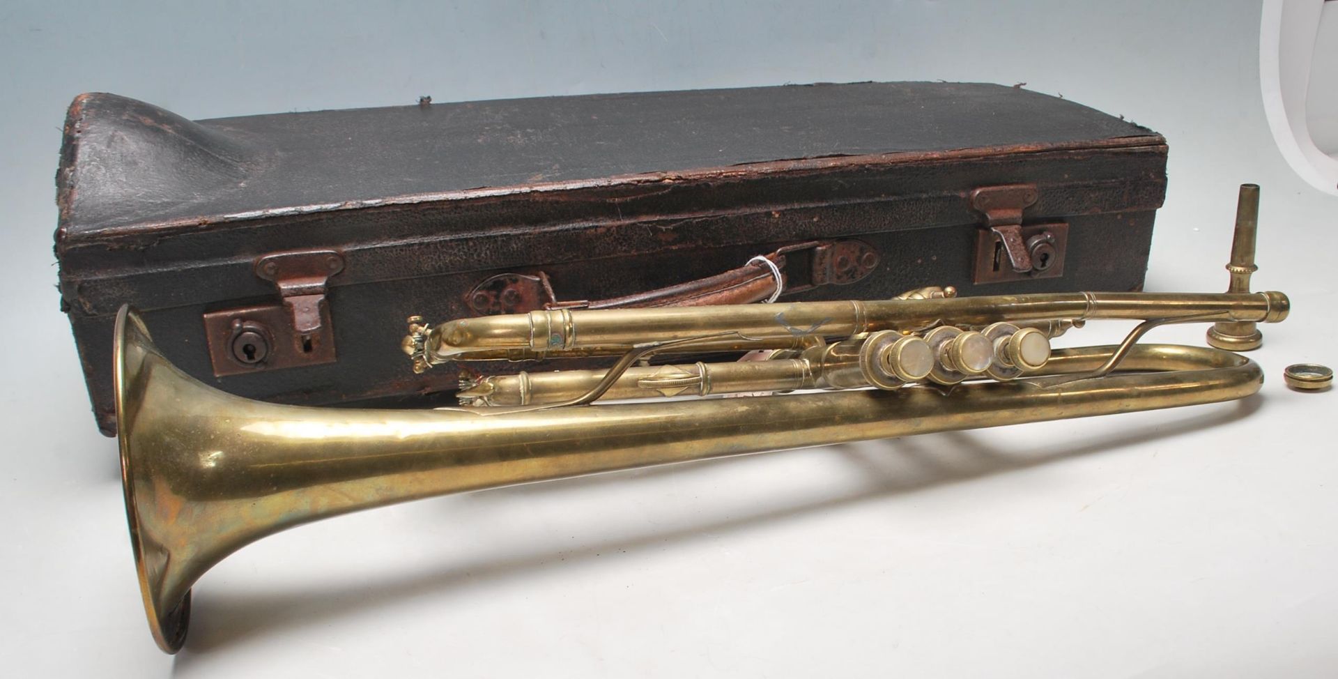 RETRO 20TH CENTURY BRASS TRUMPET - Bild 2 aus 8