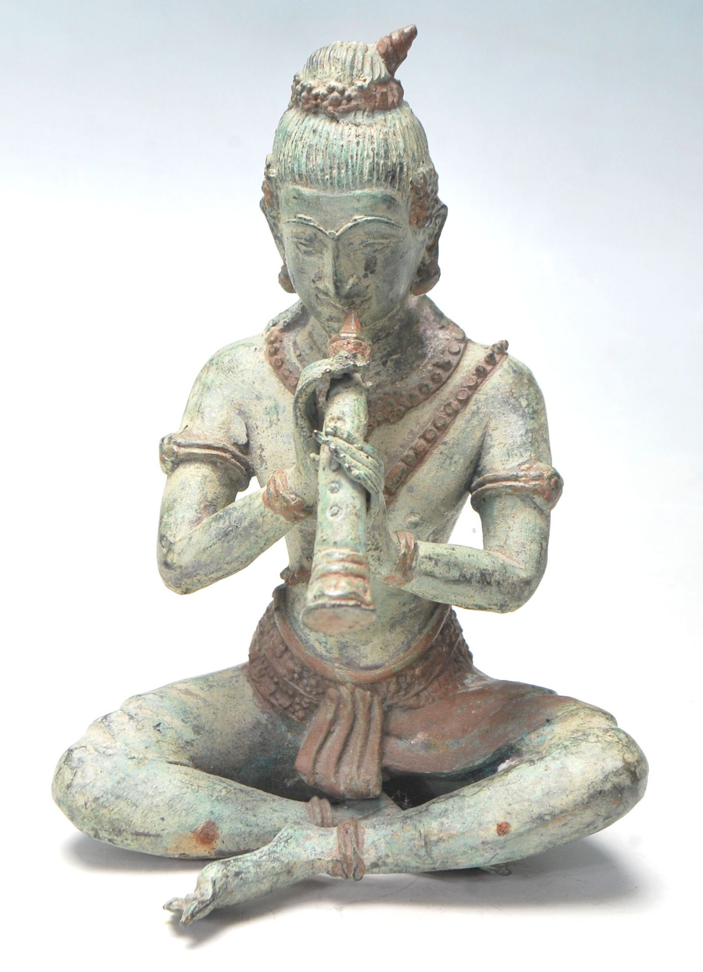 ANTIQUE THAI BUDDHA CAST METAL FIGURINE