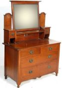 ANTIQUE ARTS AND CRAFTS OAK BEDROOM DRESSING TABLE