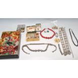 COLLECTION OF VINTAGE COSTUME JEWELLERY