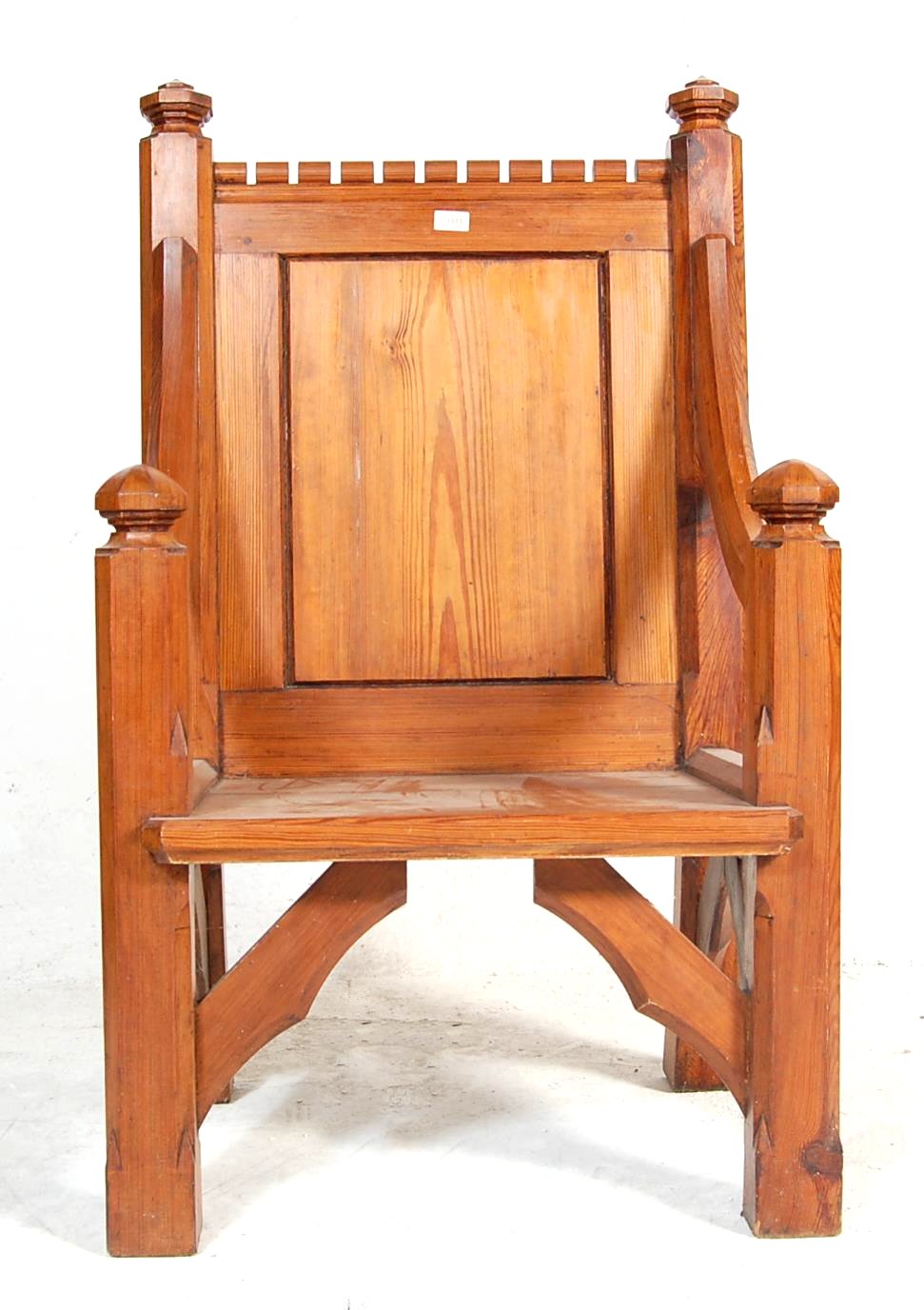 EARLY 20TH CENTURY HAND CARVED OAK GOTHIC STYLE CHAIR - Image 2 of 4