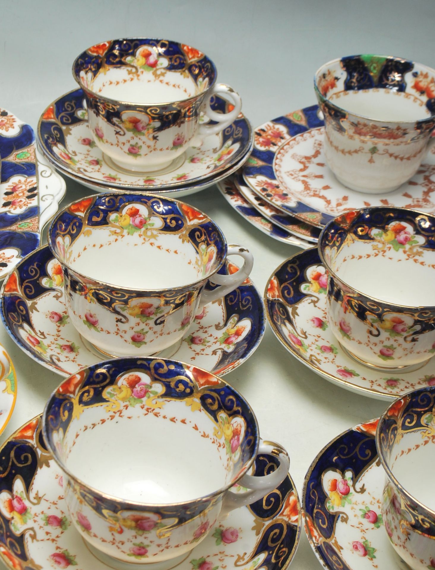 ENGLISH FINE BONE CHINA TEA SET / SERVICE GROSVENOR CHINA - YE OLD ENGLAND - ROYAL ALBION - Bild 7 aus 12