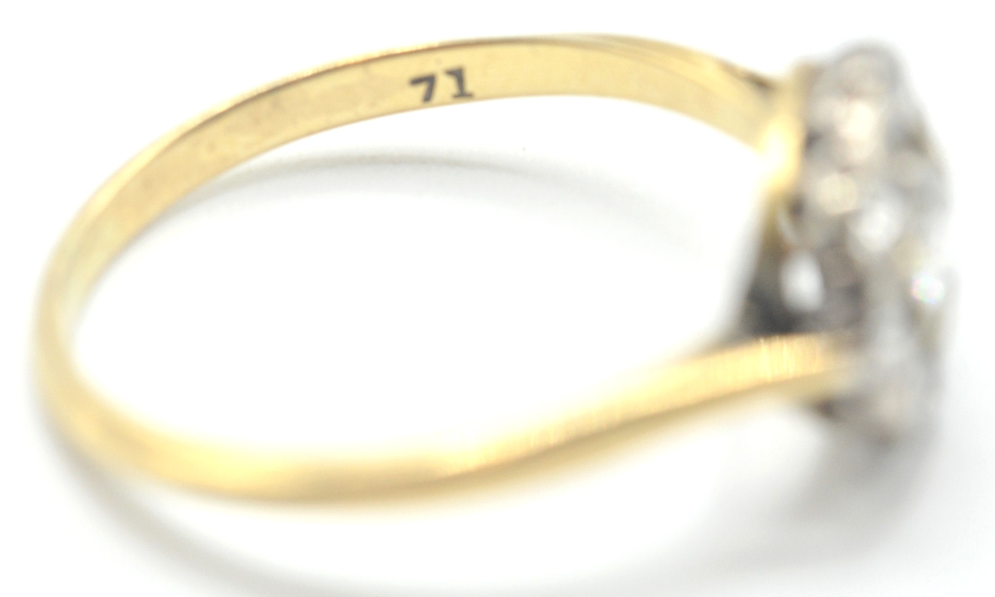 GOLD PLATINUM DIAMOND RING - Image 5 of 10